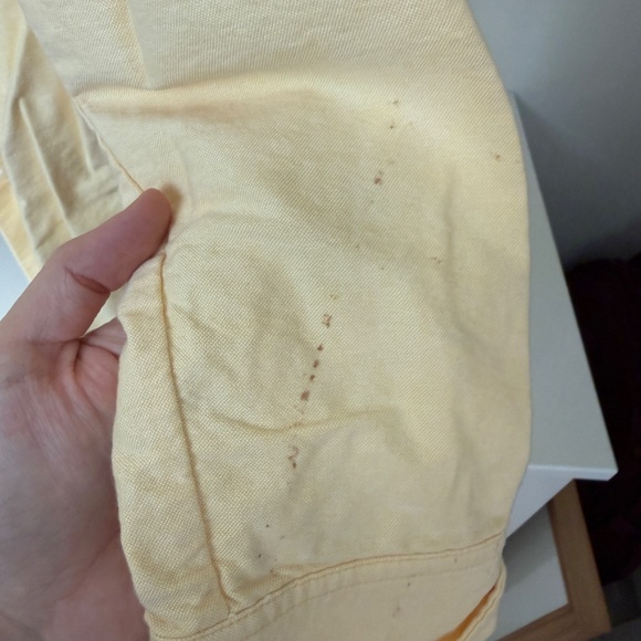 Everlane Butter Yellow Button Down - Picture 2 of 4